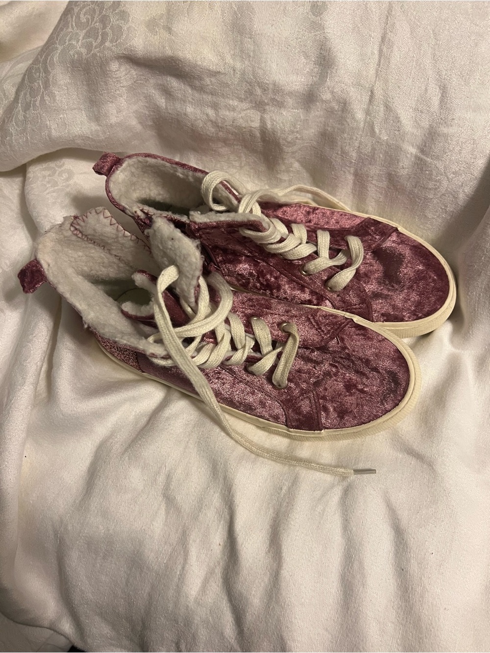 Cat & Jack Velvet High-Top Sneakers in Mauve